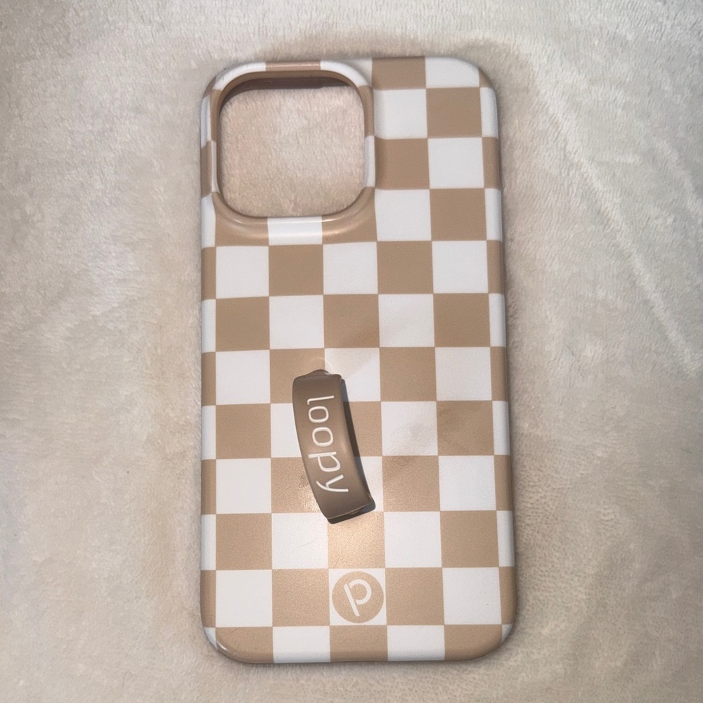 Loopy Case Beige and White Checkered Phone Case